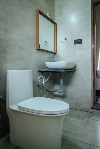 Bathroom 2, Illam, Krishnagiri