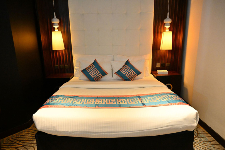 Bedroom 4, Savoy Grande Hotel and Spa, Manama
