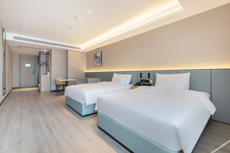 Bedroom 2, Starway Hotel Changsha South Railway Station Wuyue Plaza, Changsha