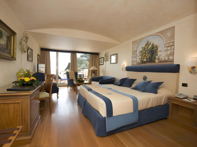 Bedroom 3, VRetreats - Atlantis Bay, Messina