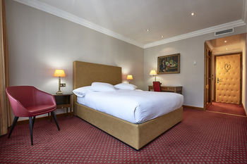 Others 4, Hotel d'Allèves, Genève