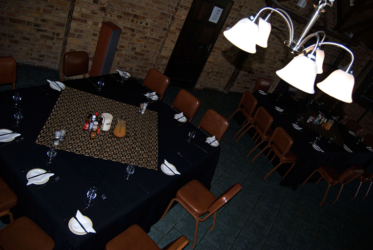 Food & Drinks 5, Waterfront Country Lodge, Sedibeng