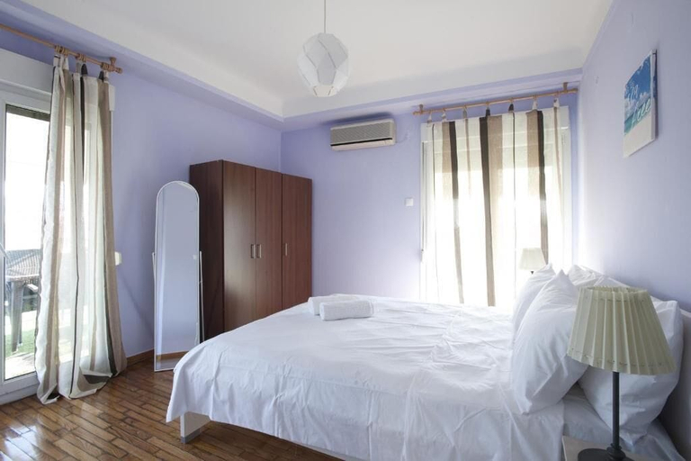 Room 5, Ano Patisia A Fully Renovated Penthouse, Attica