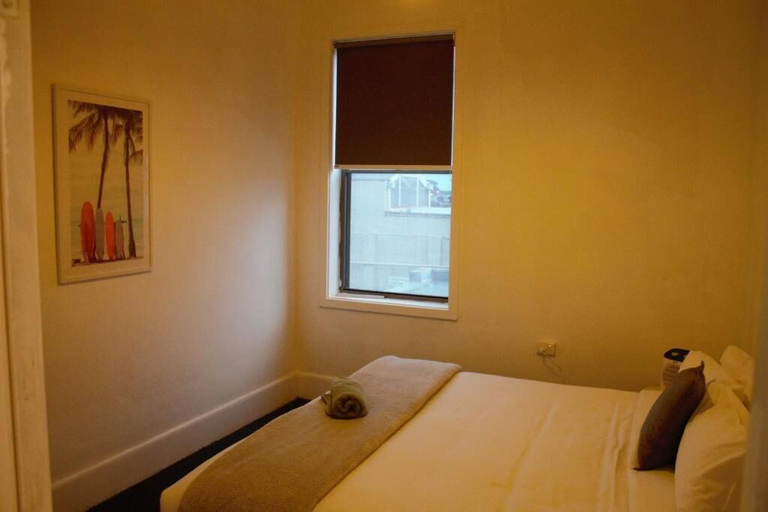 Bedroom 2, The Caledonian Hotel, Bass Coast Bal