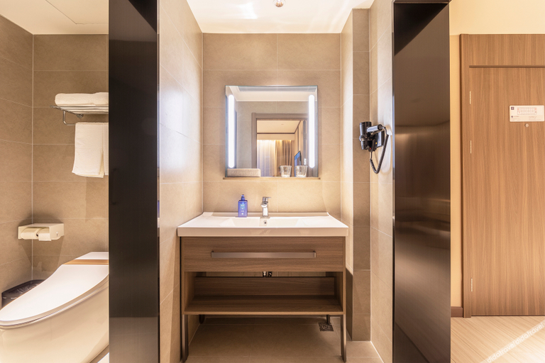 Bathroom 3, Hanting Hotel Xinyang Shangcheng County, Xinyang