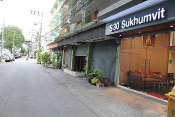 Others 2, S30 Sukhumvit Hotel, Khlong Toey