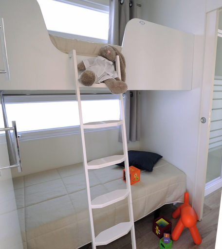 Bedroom 5, Domaine du Lac Chambon, Puy-de-Dôme