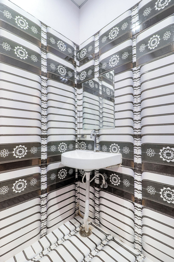 Bathroom 4, Hotel Tanish, Dehradun