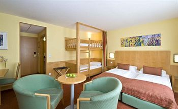 Others 5, Park Inn by Radisson Uno City Vienna, Wien