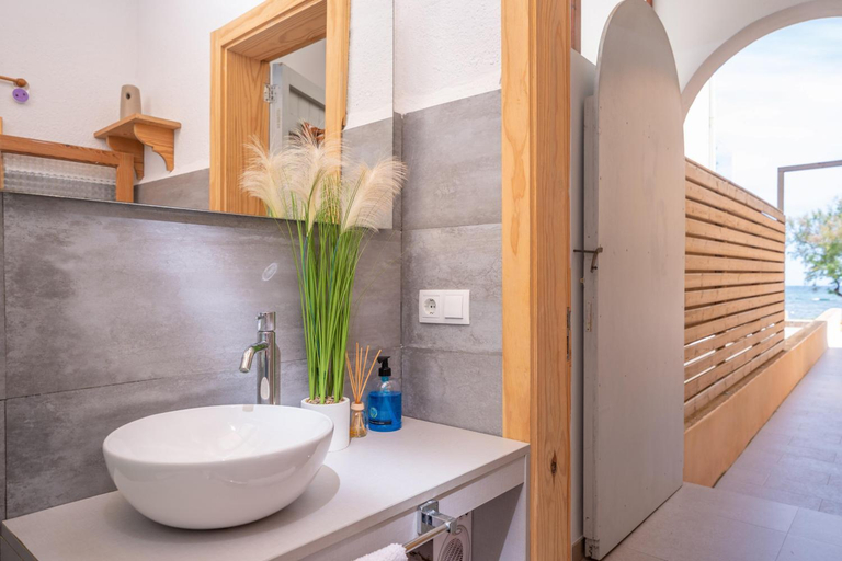 Bathroom, Cas Ferrerico, Baleares