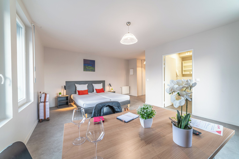 Room 2, Break And Home La Maison des Chercheurs, Seine-Saint-Denis