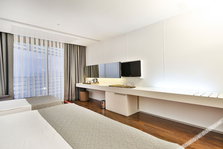 Bedroom 2, Nirvana Cosmopolitan, Antalya
