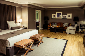 Others 5, The Stay Boulevard Nisantasi, Beşiktaş