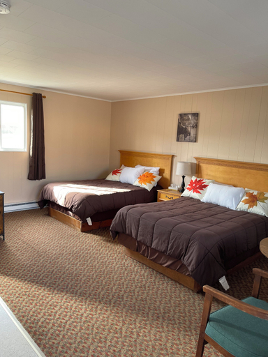 Bedroom 2, Fletchys Pictured Rocks Resort, Lake Superior