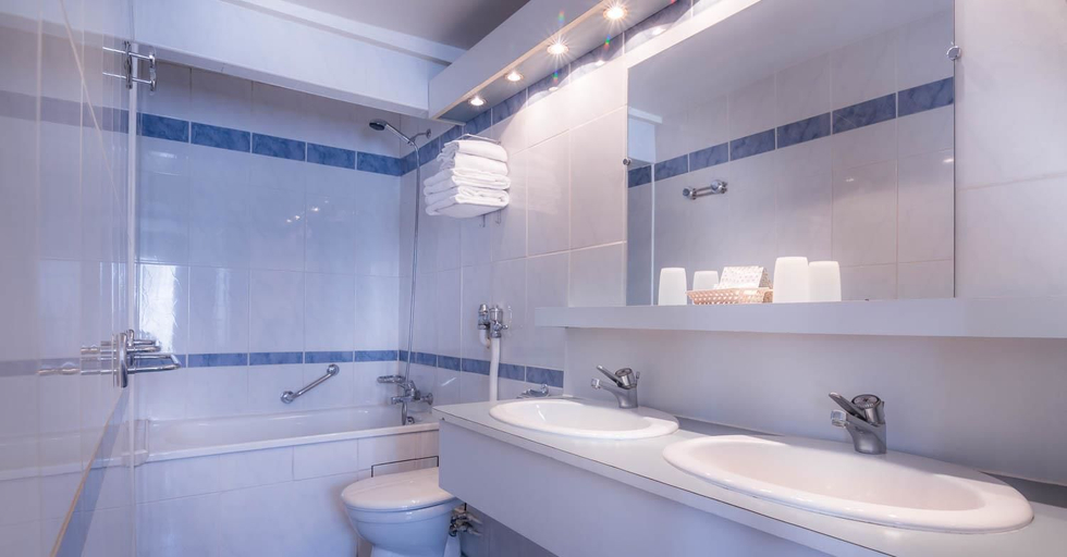 Bathroom 5, Chouchou, Paris