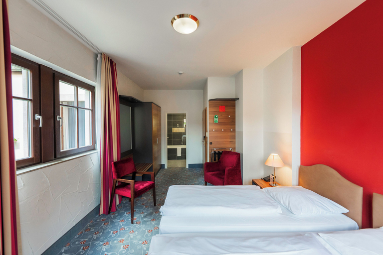 Bedroom 3, Prinzhotel Rothenburg, Ansbach