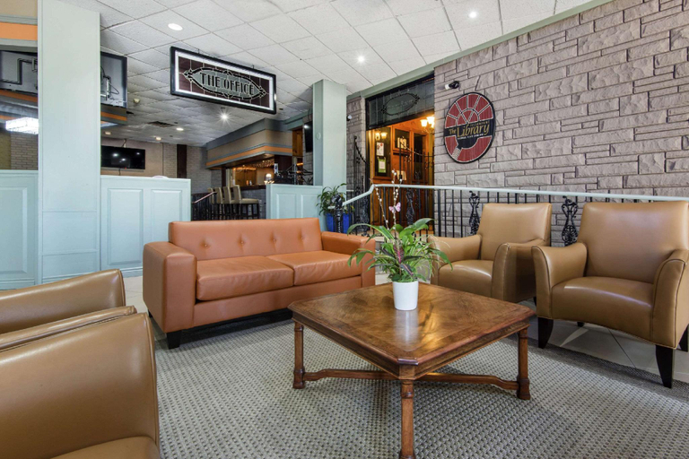 Public Area 2, Quality Inn & Conference Centre, Simcoe