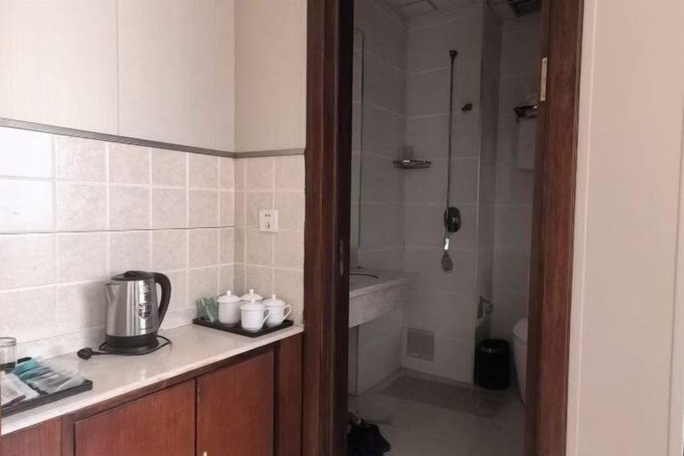 Room 5, Longyuan Holiday Hot Spring Hotel, Anshan