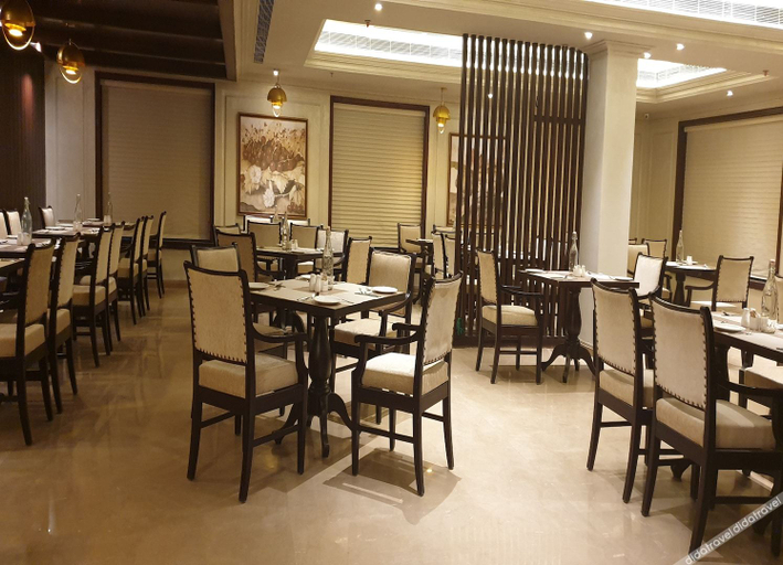 Food & Drinks 5, Sarovar Portico Dehradun, Dehradun
