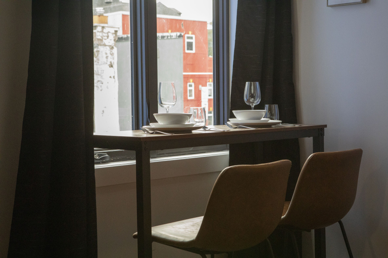 Food & Drinks, Cameo Hotel and Suites, Halifax