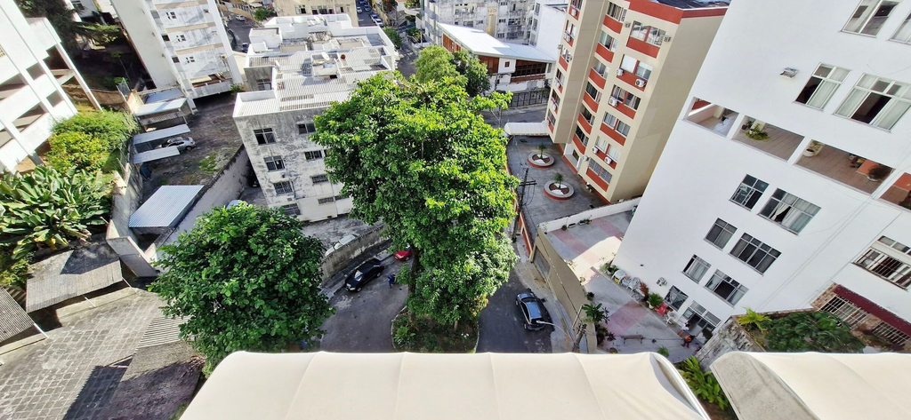 Property grounds 5, COGRA0105 - Edificio Jaragua, Salvador