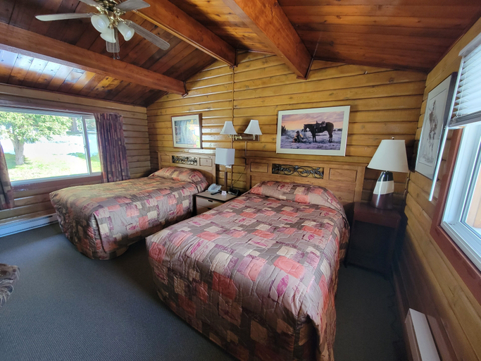 Bedroom 2, Kitimat Lodge, Kitimat-Stikine