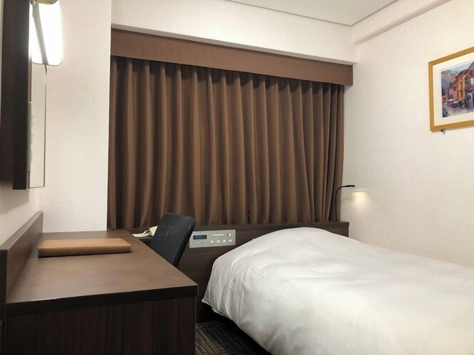 Bedroom 5, Hotel Alpha-One Takaoka-Ekimae, Takaoka
