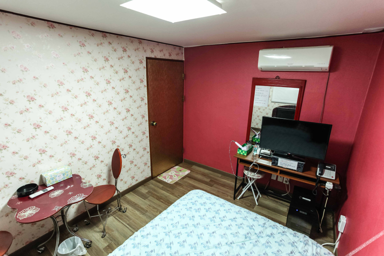 Others 4, Jeju Donggung Motel, Jeju