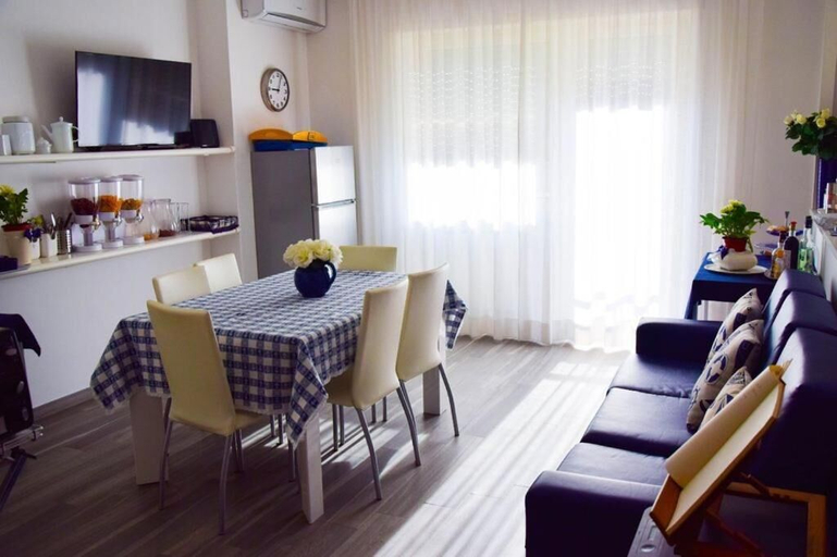 Dining 4, La Marina B&B, Rome