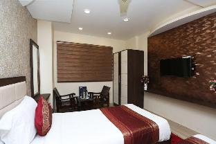 Others 3, Hotel Aadesh Palace, Varanasi