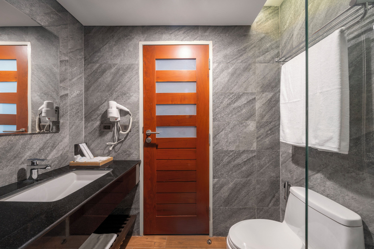 Bathroom 4, Maison Stay Bangkok, Khlong Toey