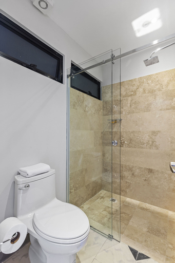 Bathroom 3, Suites Reforma by Homirent, Mérida