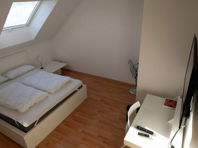 Bedroom 2, BUSINESS-MOTEL, Enzkreis