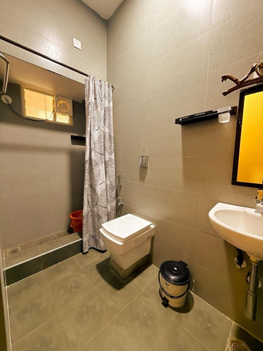 Bathroom, Anurakti, Krishnagiri