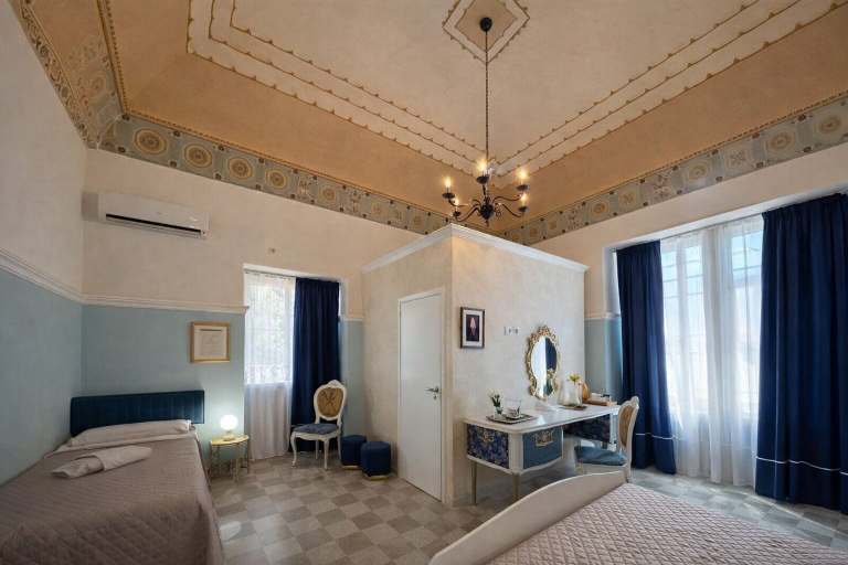Room 2, Hotiday Catania Stanze Letterarie, Catania