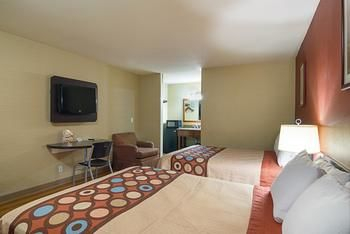 Others 4, Motel 6 La Mesa, CA, San Diego