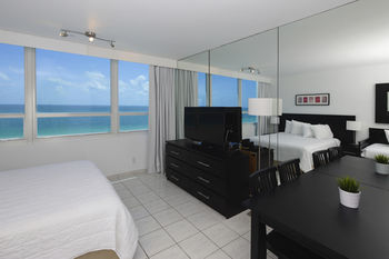 Others 3, New Point Miami Beach Apartments, Miami-Dade