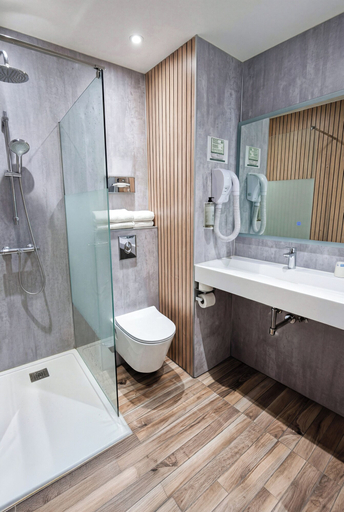 Bathroom 3, Hotel Pax Opera, Paris