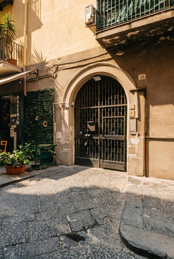 Others 2, Famme Sta Cuiete 2, Napoli