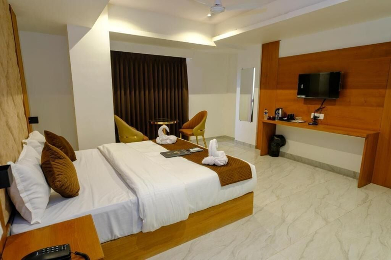 Room 4, Hotel Sterling Executive, Thane