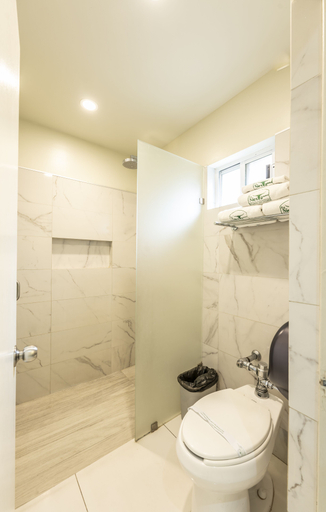 Bathroom, La Siesta Hotel, Hermosillo