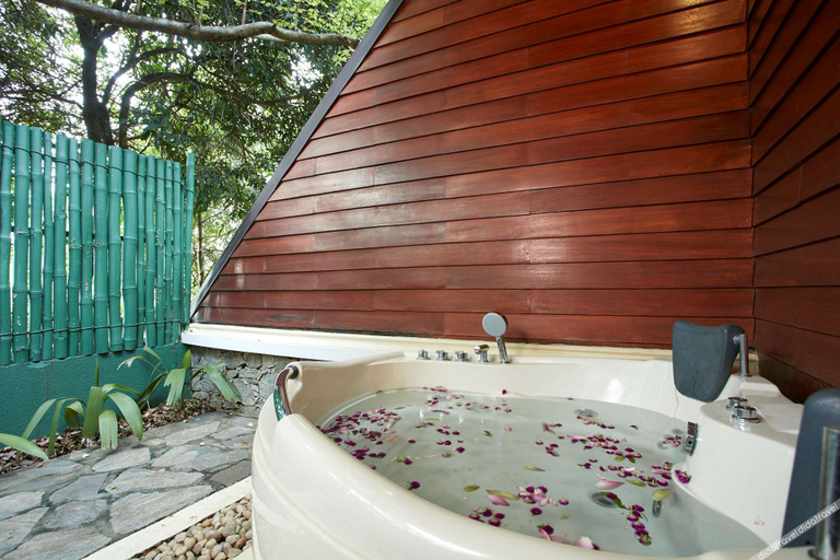 Bathroom 5, The Paradise Dambulla, Dambulla