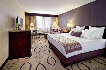 Guestroom 2, Comfort Inn, Hennepin