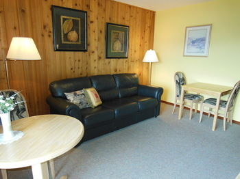 Others 5, Rocky Mountain Springs Lodge, East Kootenay