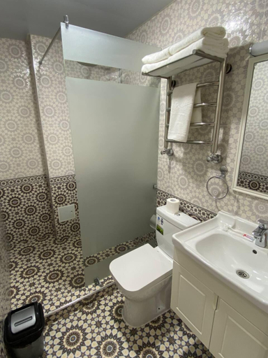 Bathroom 4, Hotel Xansaroy, Samarkand