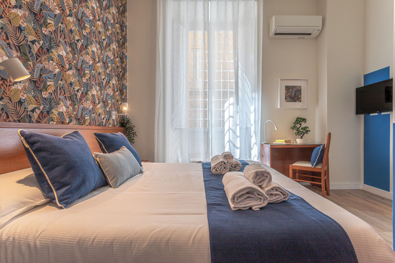 Bedroom 4, Vittoria Garden Suites Elegant Guesthouse Near Colosseum, Rome
