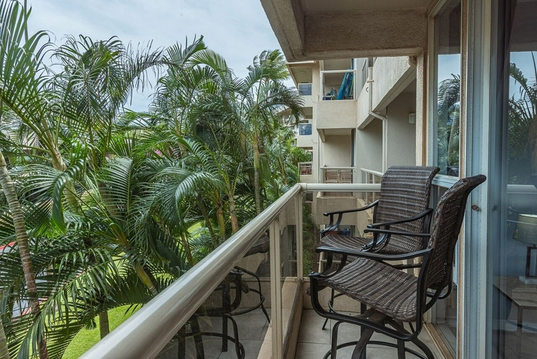 Property grounds 4, Maui Banyan P202 2 Bedroom Condo, Maui