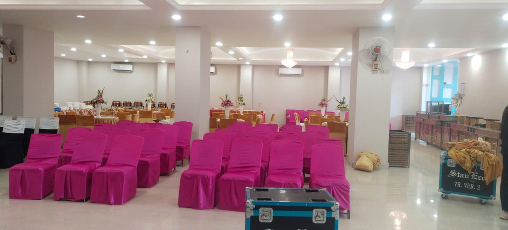 Banquet hall 2, Hotel Royal Hillton, Sirmaur