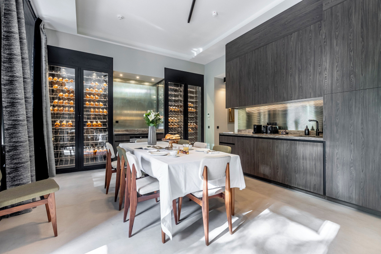 Food & Drinks 4, Maison Boissière Barnes Residences, Paris