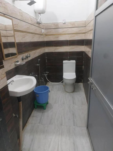 Bathroom 2, Hotel Anuj Palace l Near Ram Mandir, Basti